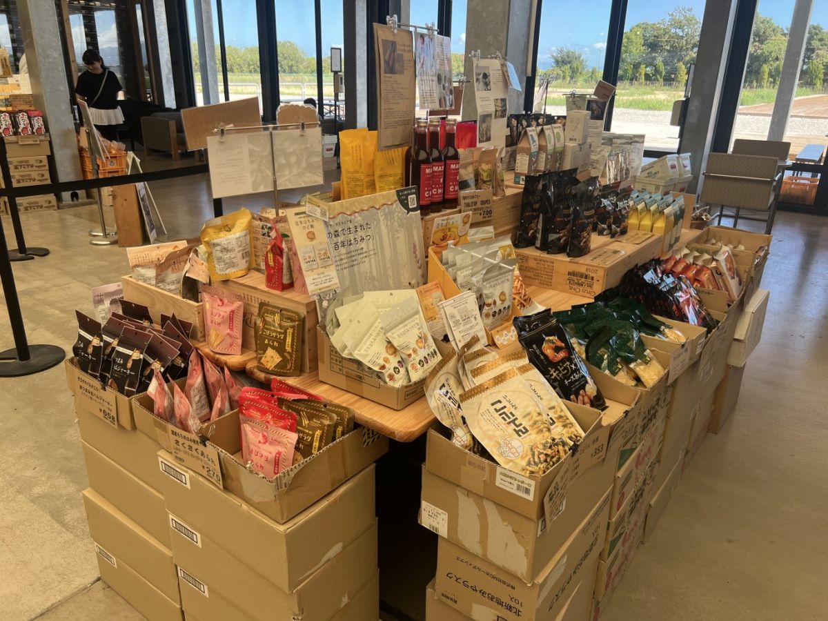 TAKAMURA COFFEE ROASTERS FACTORY & CAFE 淡路島店