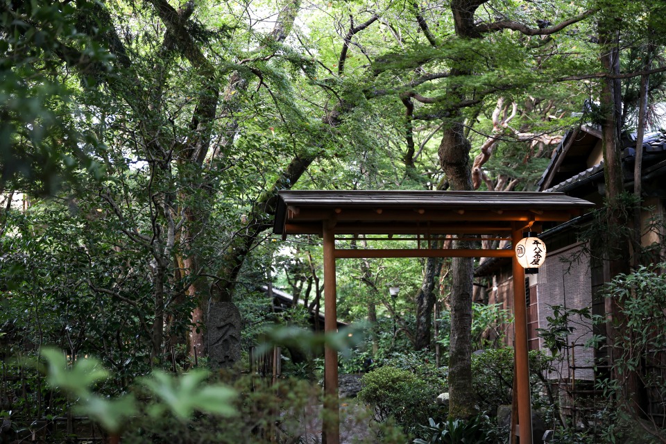 山ばな平八茶屋
