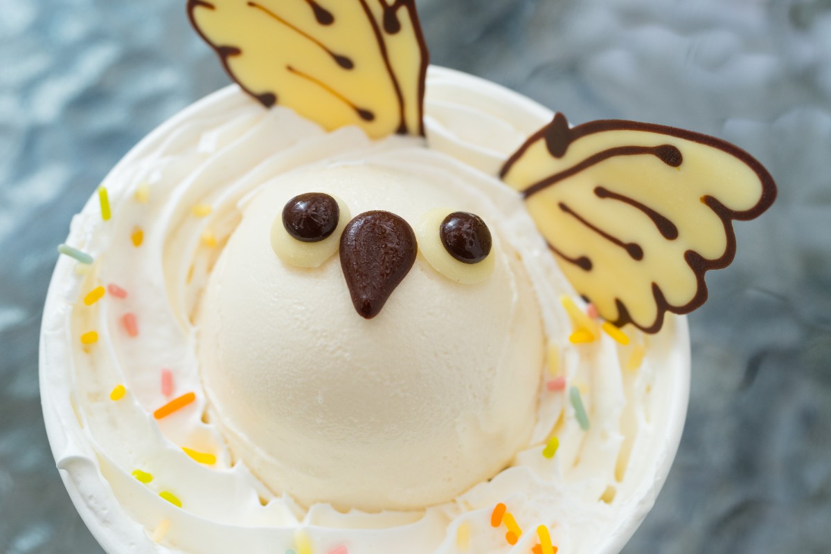 「シロフクロウの真っ白アイス」550円