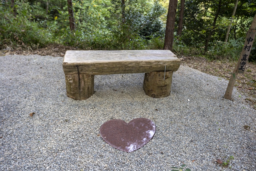 途中にもあちこちにハートが。