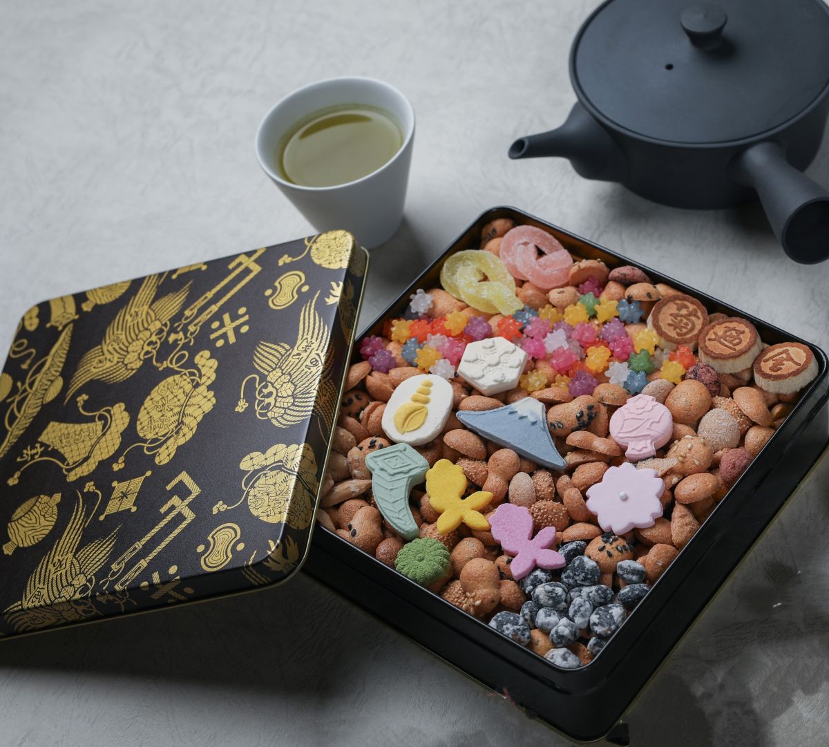 京都老舗「有次」製 上質和菓子木型 2種 美品 菓子型 お菓子 京都老舗「有次」製 上質和菓子木型 2種 美品 菓子型 お菓子