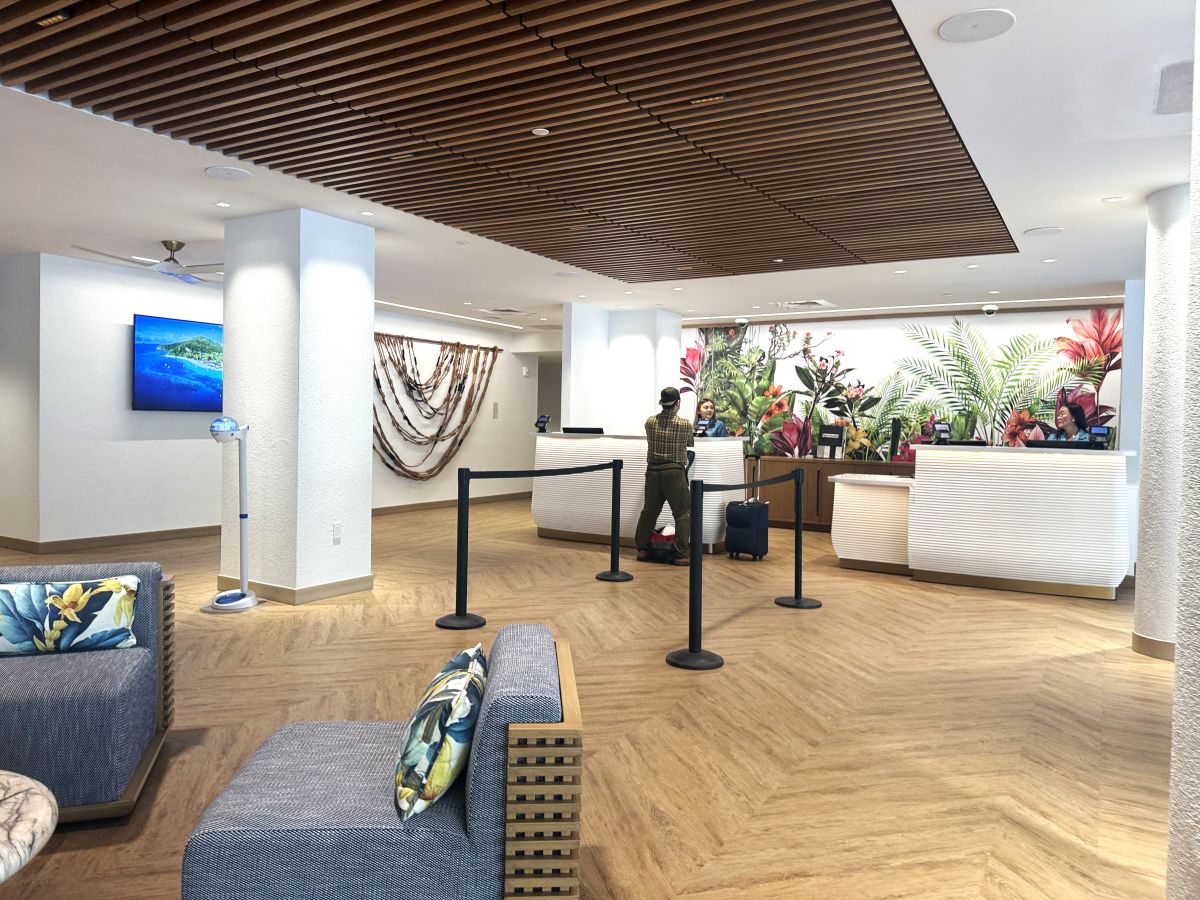 フロントデスク