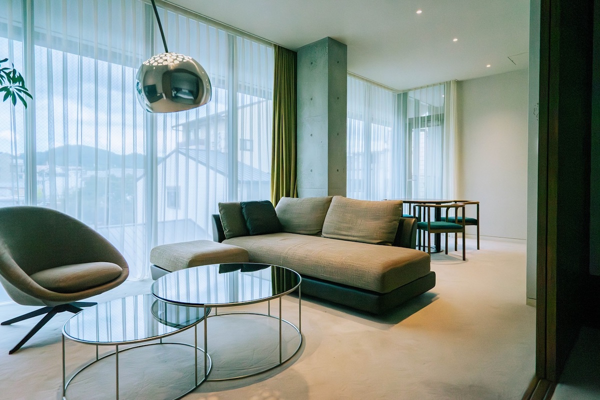 「レジデンシャルスイート」リビングダイニング