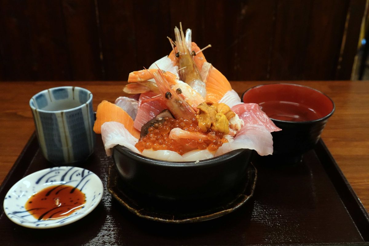 おまかせ海鮮丼（上）3800円
