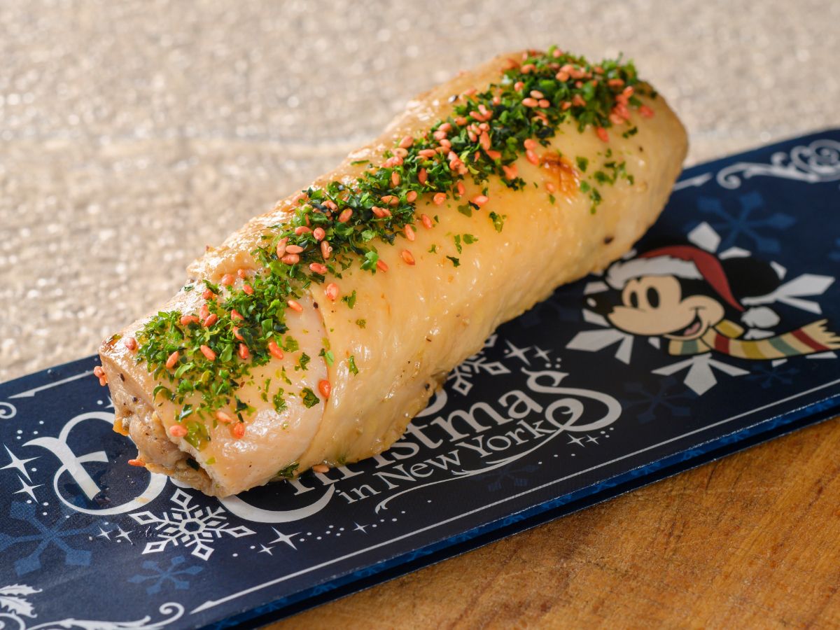 「ブラックペッパーてりやきチキンロール」600円