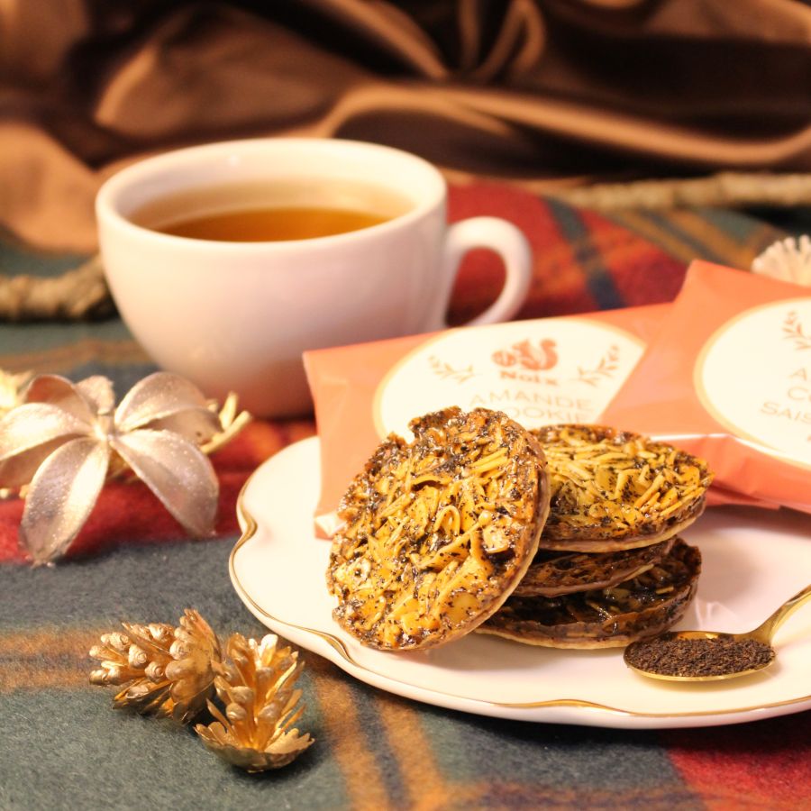 「アマンドクッキー 紅茶」10枚入 2160円 ※2024年12月1日(日)〜3ヵ月程度の期間限定販売
