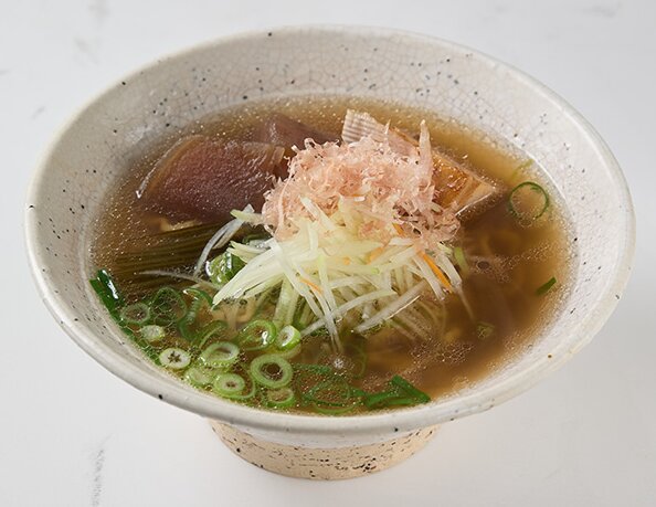 パパイヤとスブイの 沖縄そば“パパスブ”