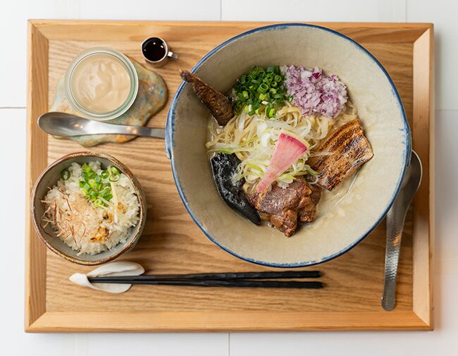 貝出汁沖縄そば キセキ.