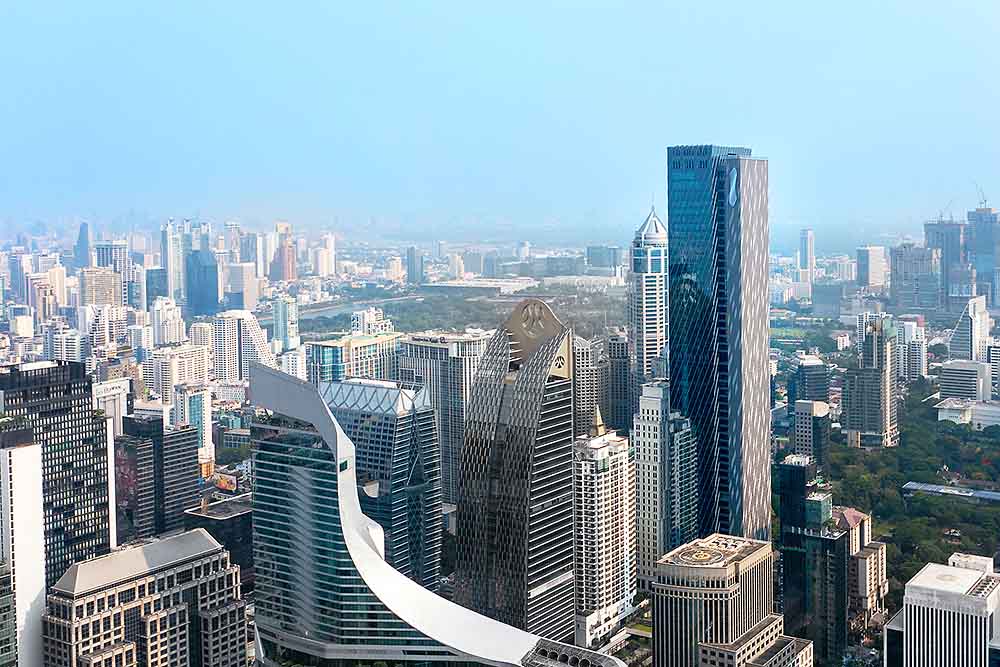 オフィス棟の高さは地上276mで国内最高層