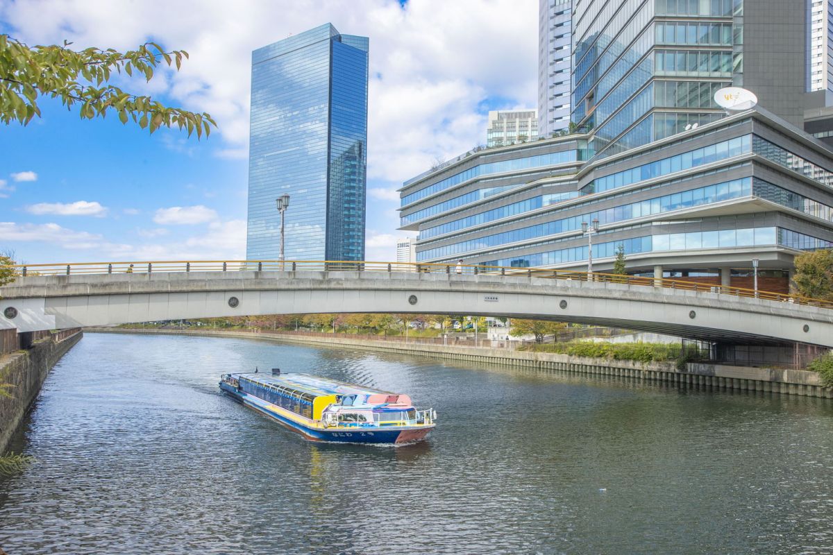 大阪水上バス アクアライナー