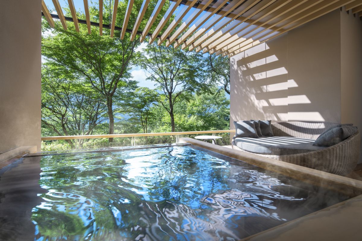 「界 仙石原」の客室露天風呂