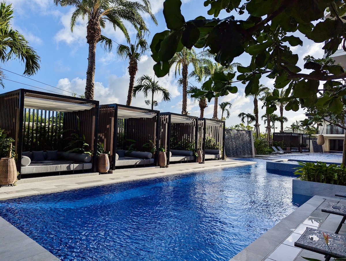 1F「ファミリープール」