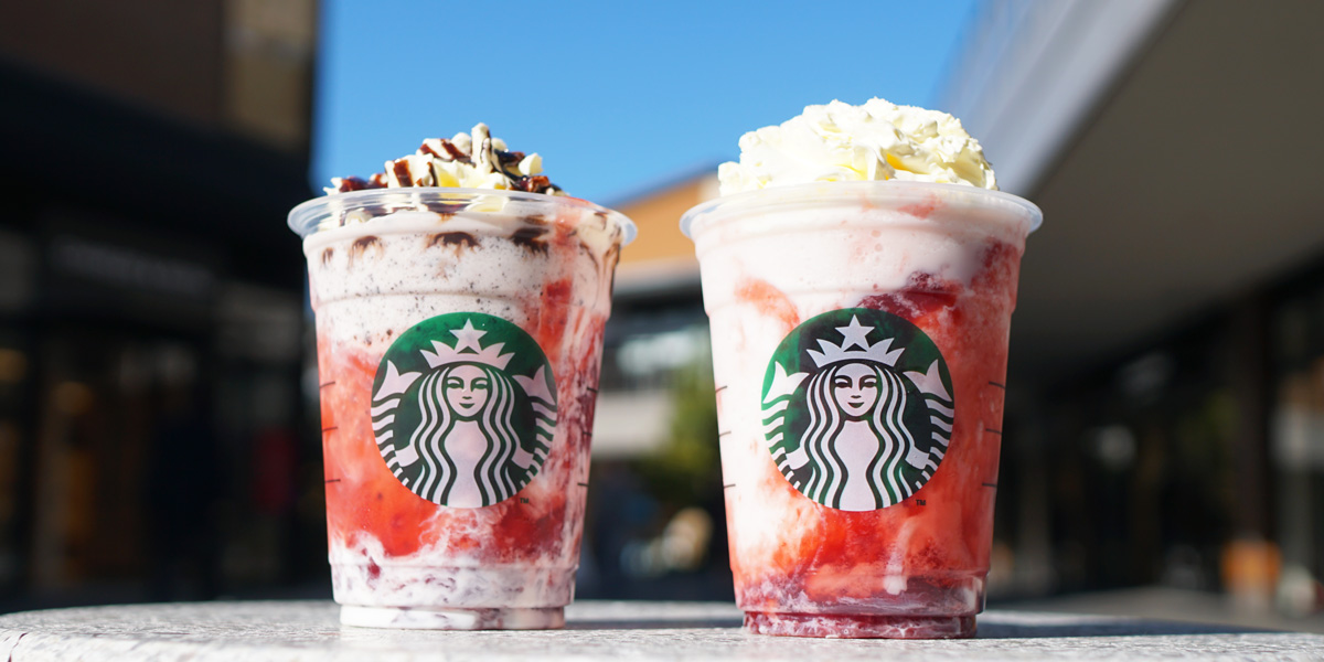 【スタバ新作2024年11月】イチゴ果肉たっぷり 「メリーベリー ストロベリー フラペチーノ®」ホリデー第2弾を実食レポート！おすすめ無料カスタムも紹介