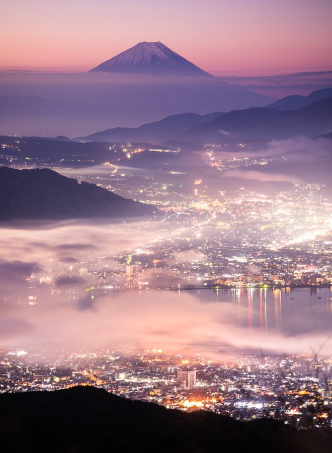 高ボッチ高原の富士山、雲海、夜景／Riki Tamura