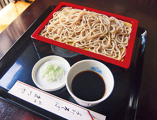 「もりそば」880円