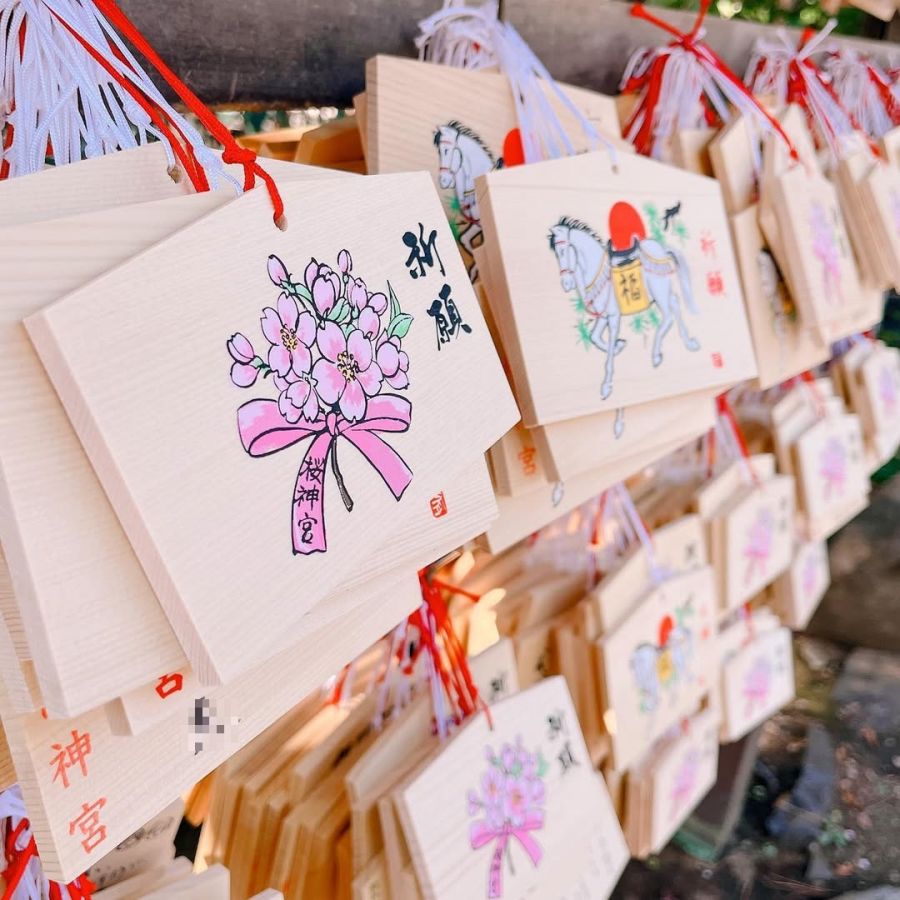 「祈願絵馬（桜）」初穂料500円