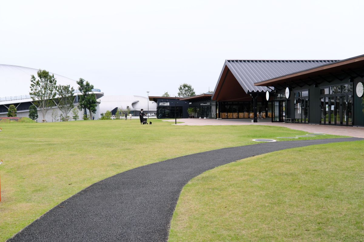 三角屋根の「おおやね」