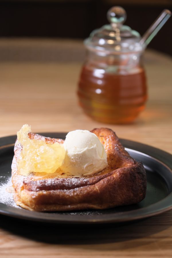 ハニーフレンチトースト1400円