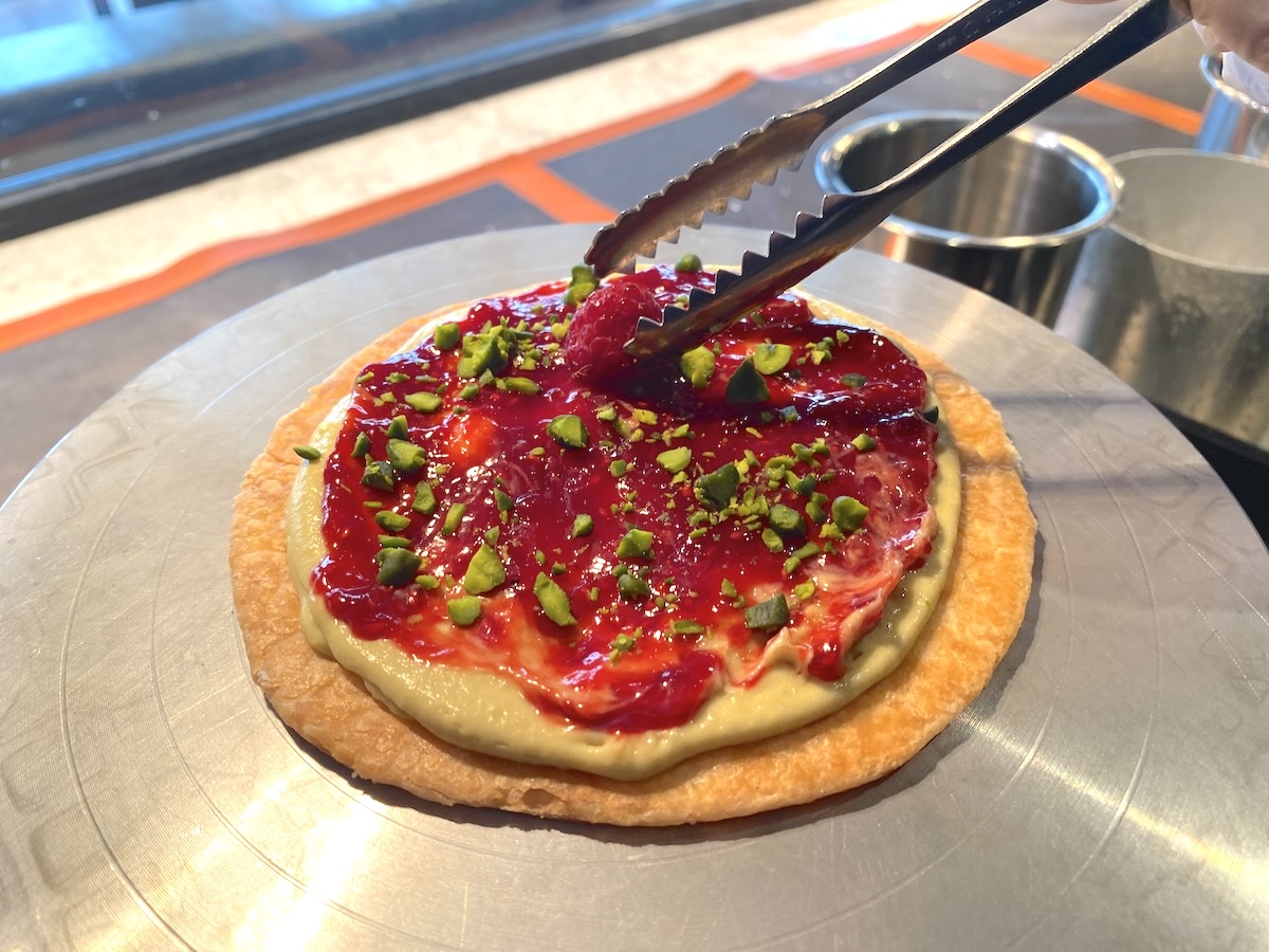 「ピスタチオ&フランボワーズ」1300円