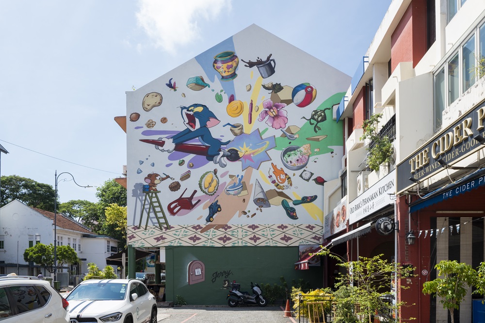 見たことのあるポップなキャラクターも