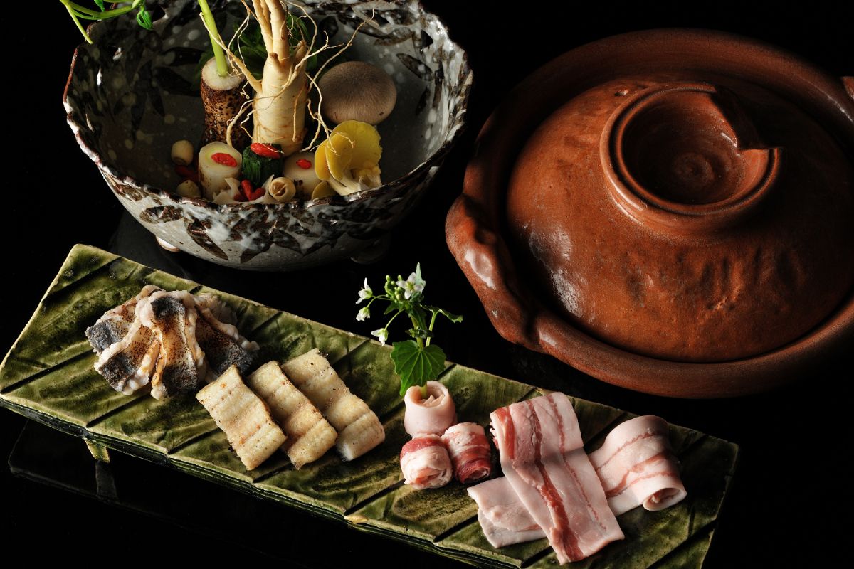 冬鰻と牡丹の調え鍋