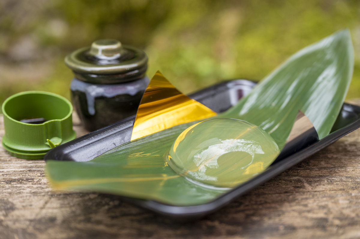 「食べる水晶玉」660円