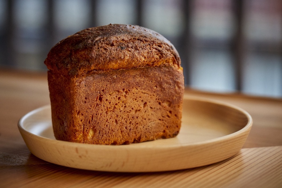 京都店限定「レア食パン」248円