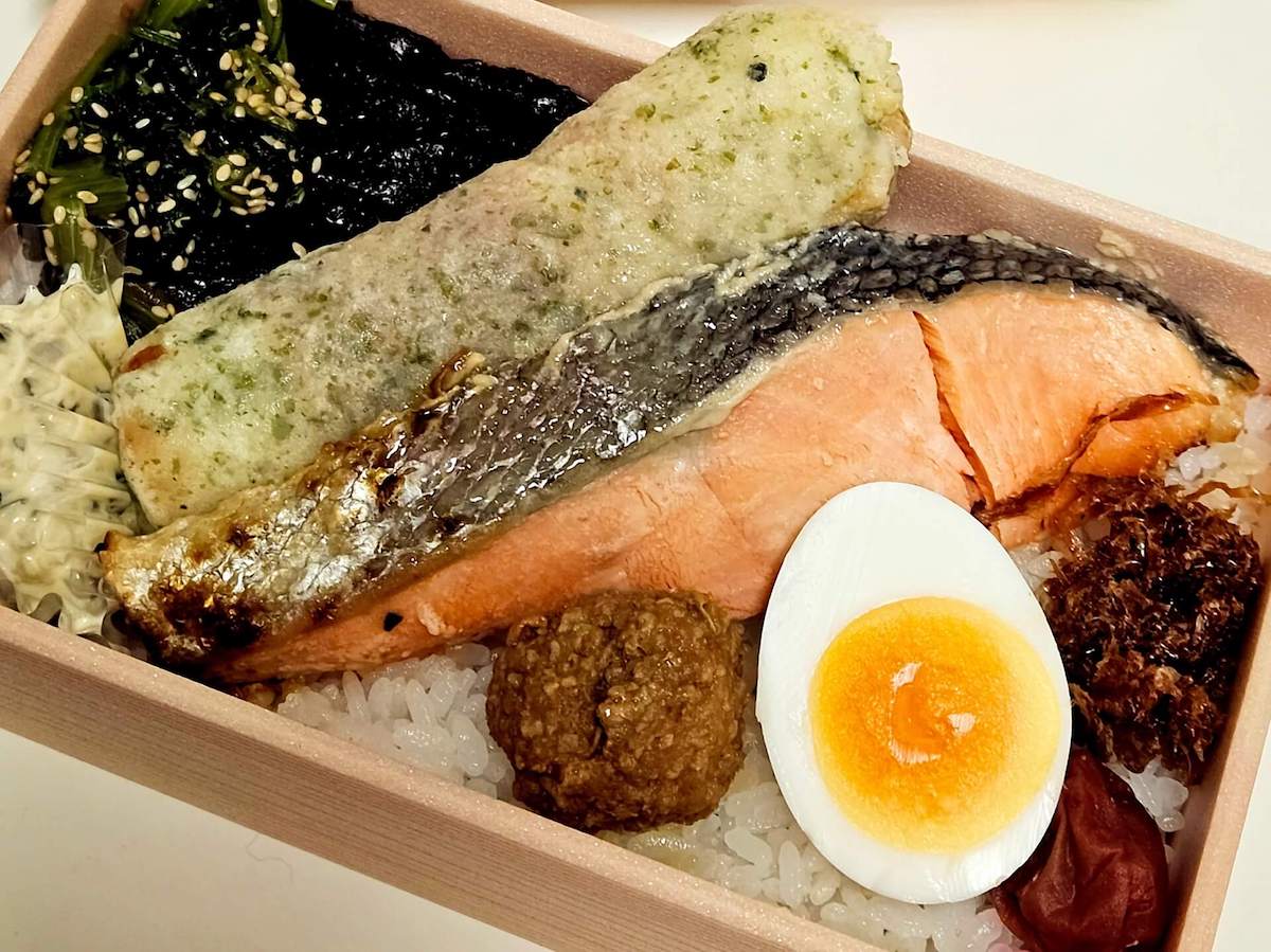 テイクアウト 「くろぎ楽屋弁当」2800円