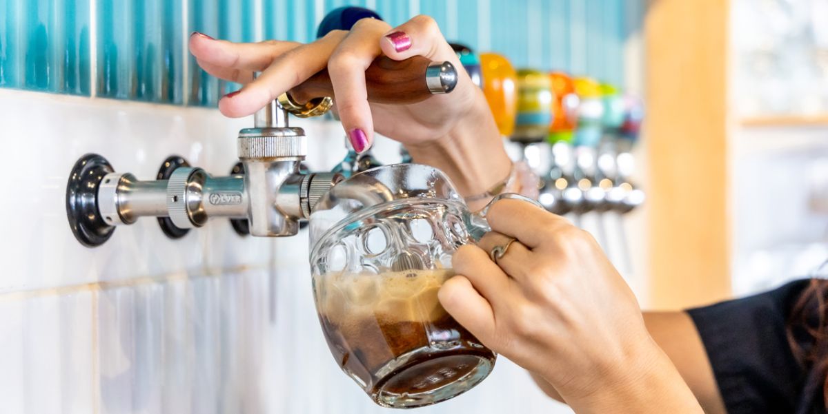 「ハウジット・ブリューイング」、カカアコにオープンしたブリュワリーで絶品クラフトビールを堪能