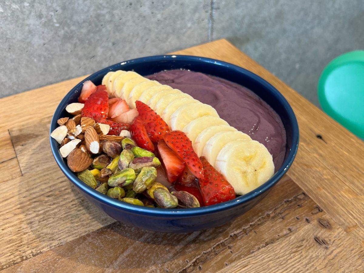 「グラノーラスムージーボウル」1760 円