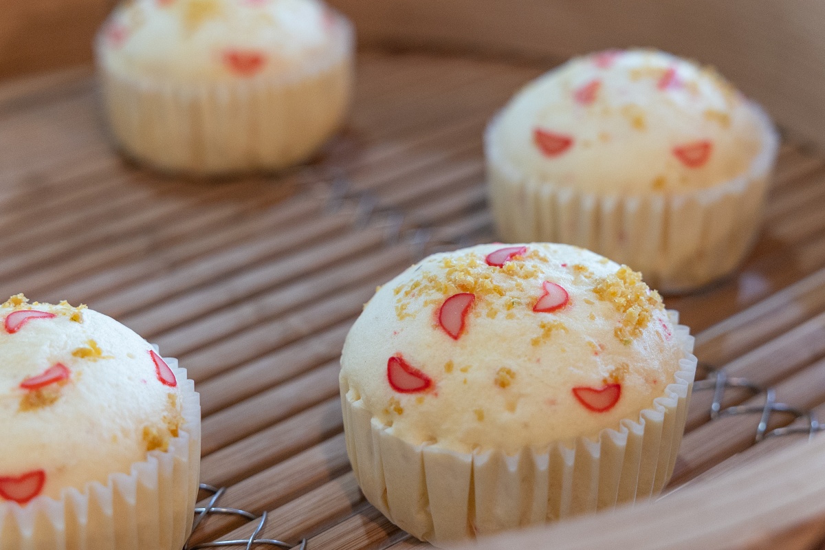 鶏卵をたっぷりと使った蒸し菓子「チールンコウ」
