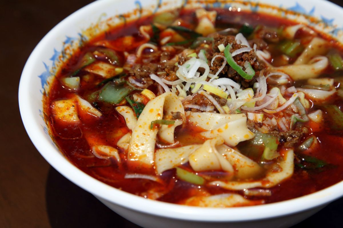 「マーラー刀削麺」1050円