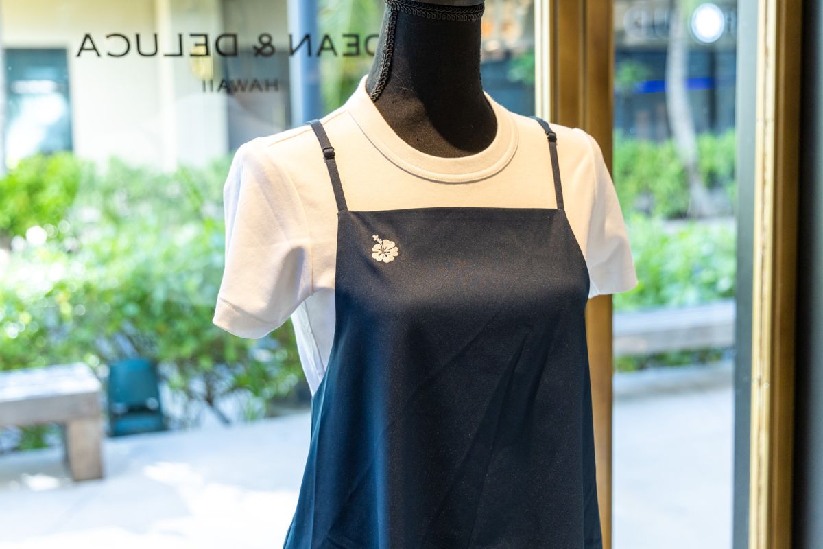 「ベーシックエプロン」$35