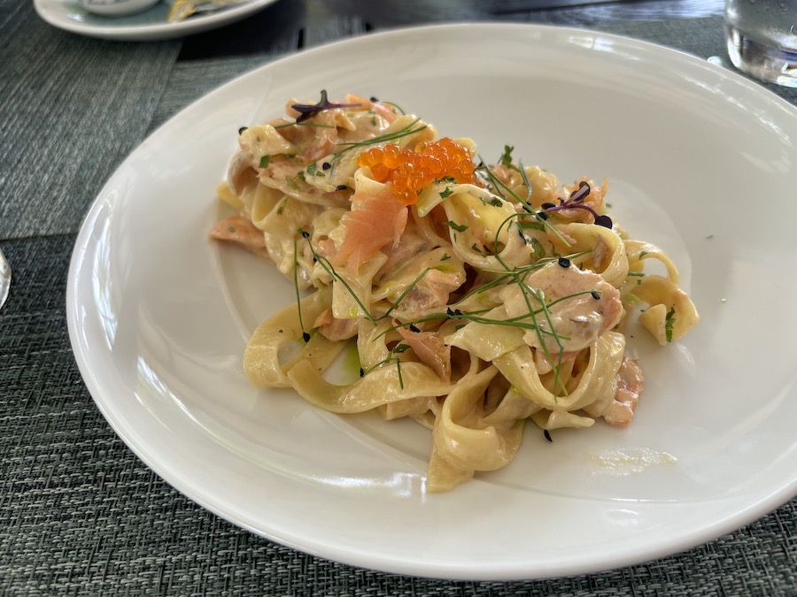 「CREATE YOUR OWN PASTA」＄41