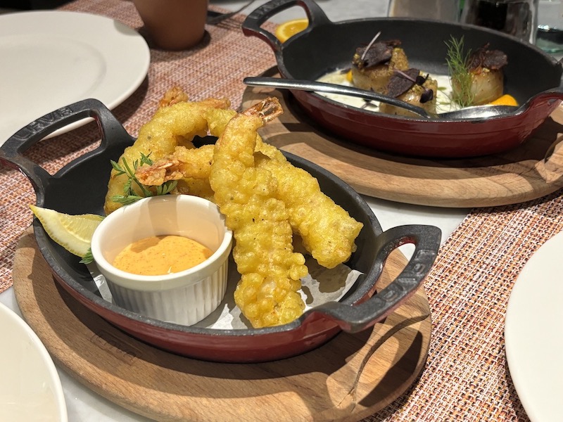 「FRIED TEMPURA PRAWNS」＄32