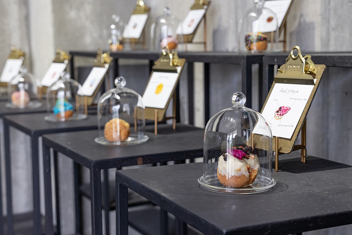 ジュエリーのようなサーターアンダギー。食べるのがもったいない!