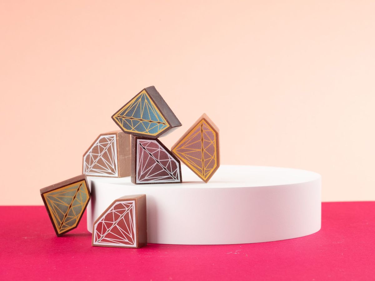  「ダイヤモンドコレクションBOX（６個入り）」3996円／デルレイ 