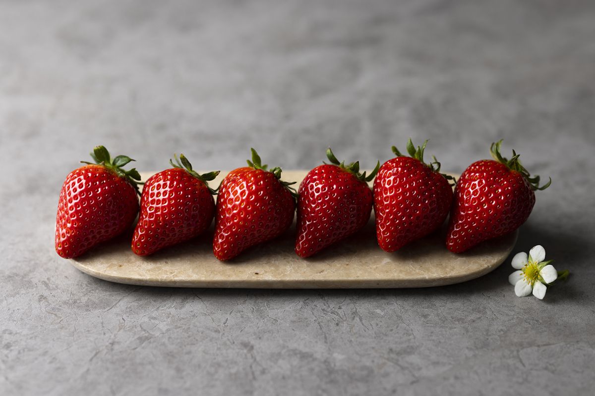 提供品種イメージ（ミガキイチゴ）