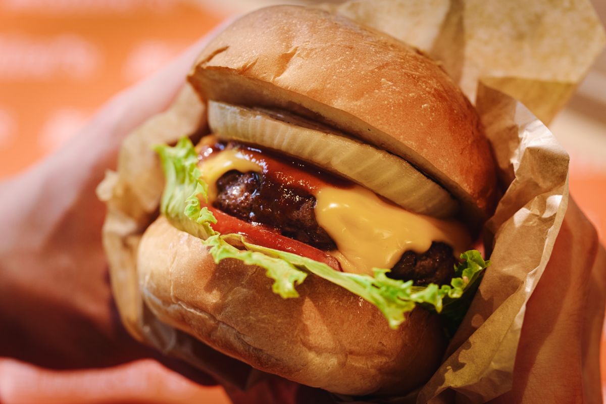 ボリューミーな「ライダーズバーガー