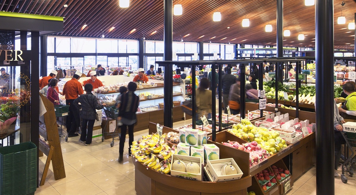 デパートや高級スーパーの野菜売り場を思わせる野菜直売所