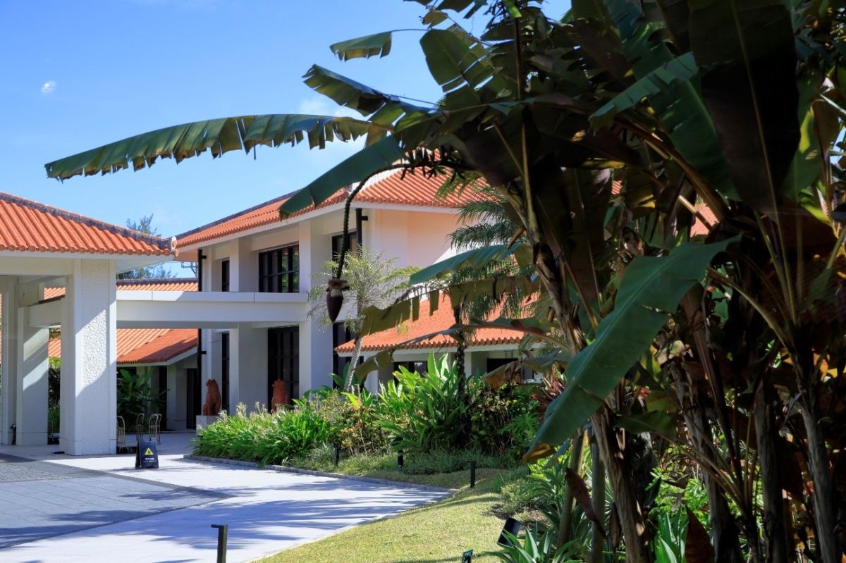 フサキビーチリゾートのエントランス