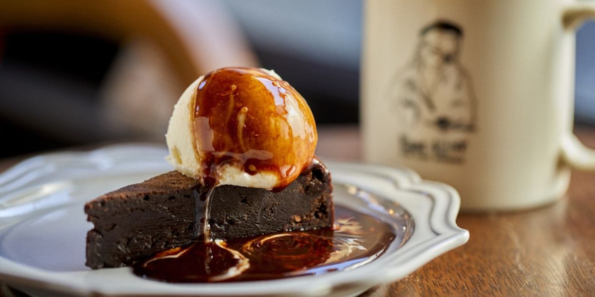 バレンタインに注目！ NYのシェフたちの心を掴んだ伝説のブラウニーが、京都のパティシエと出会い、百花繚乱の七変化