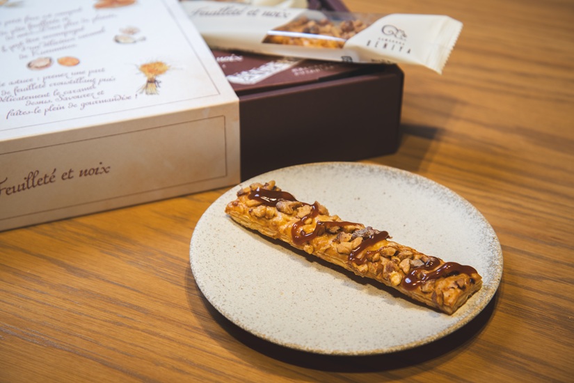 「クルミとパイ~クルミッ子キャラメルソースを添えて~」4本入891円~