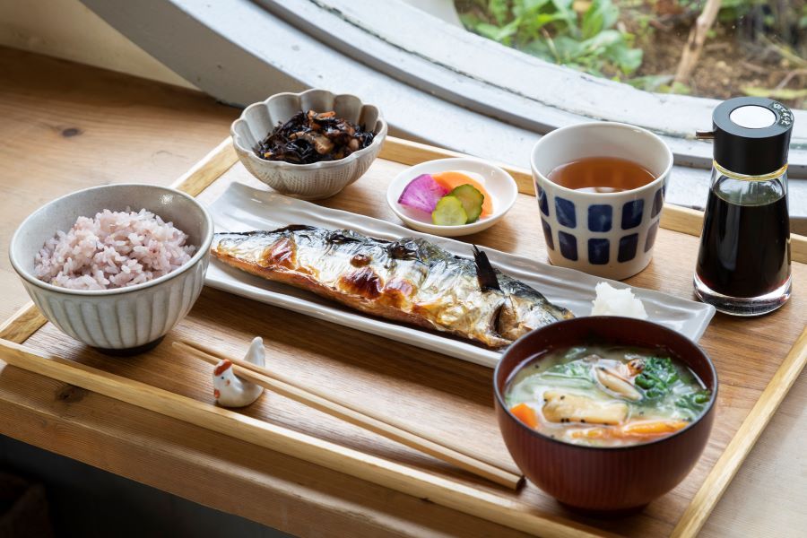 「サバの文化干し定食」1450円