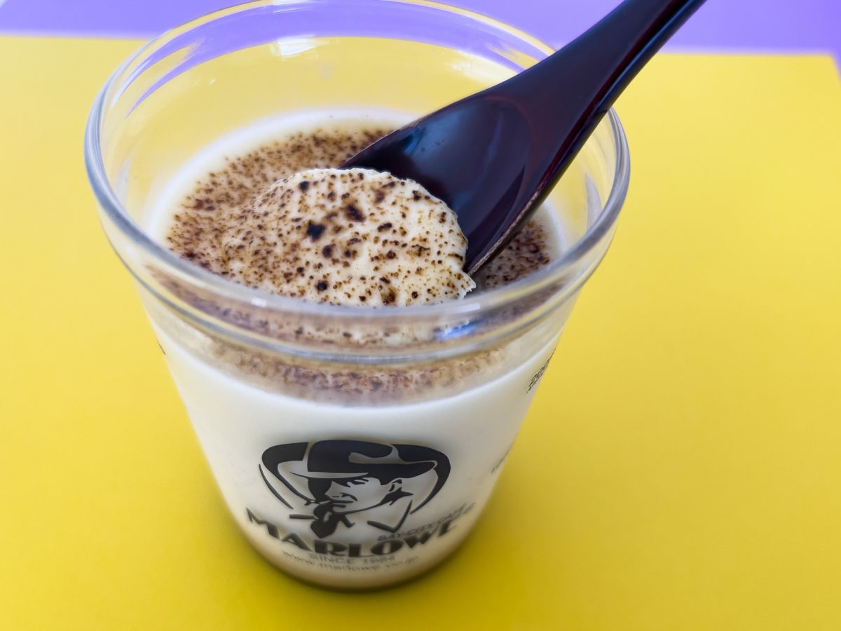 北海道フレッシュクリームプリン831円（通常ビーカー入り）