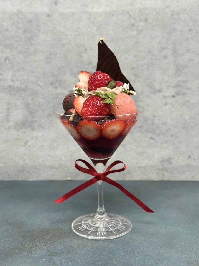 「ストロベリーショコラパフェ」1980円