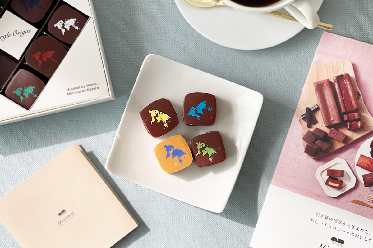 （上から時計周りに）「水色：Tanzania」「黄緑：Brazil」「青×キャラメル色：Peru」「黄：Colombia」