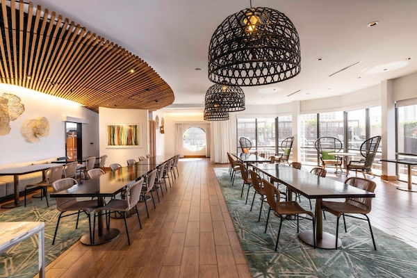 ハイアット セントリック ワイキキ ビーチ