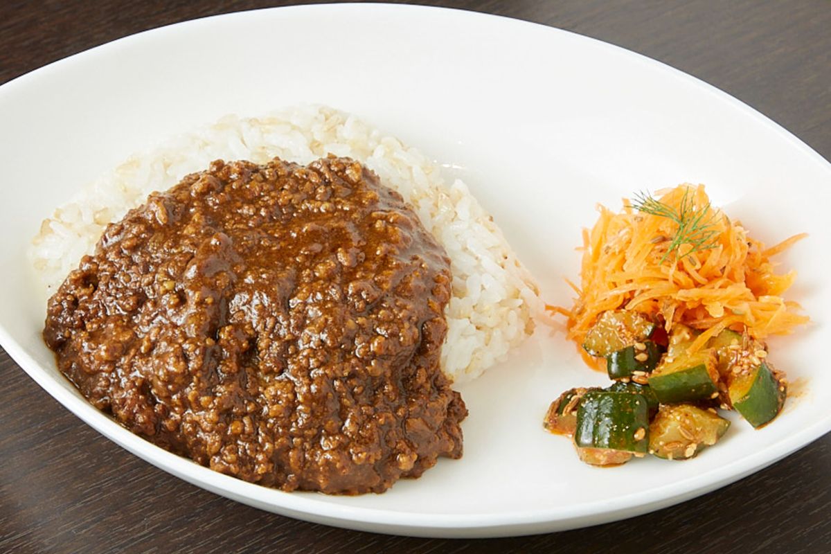 カレー「コルリ」1300円