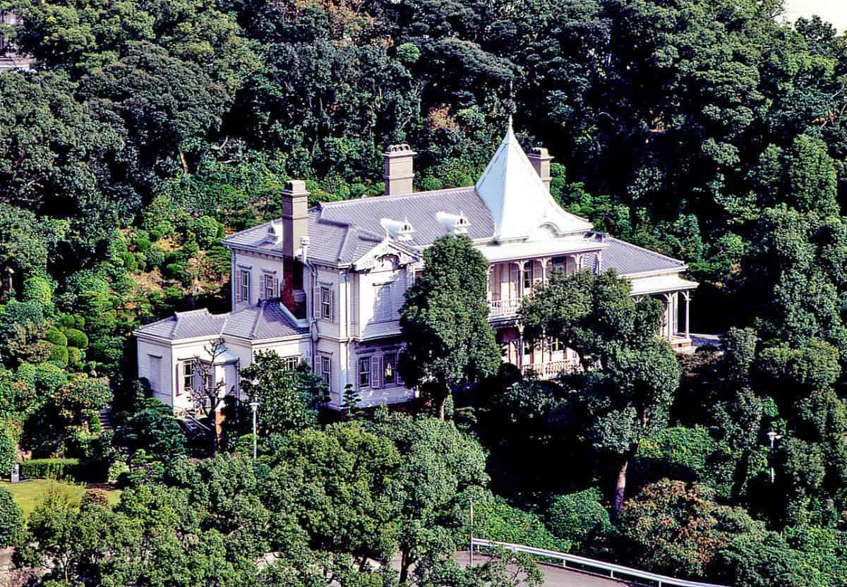 ©三菱重工業（株）長崎造船所